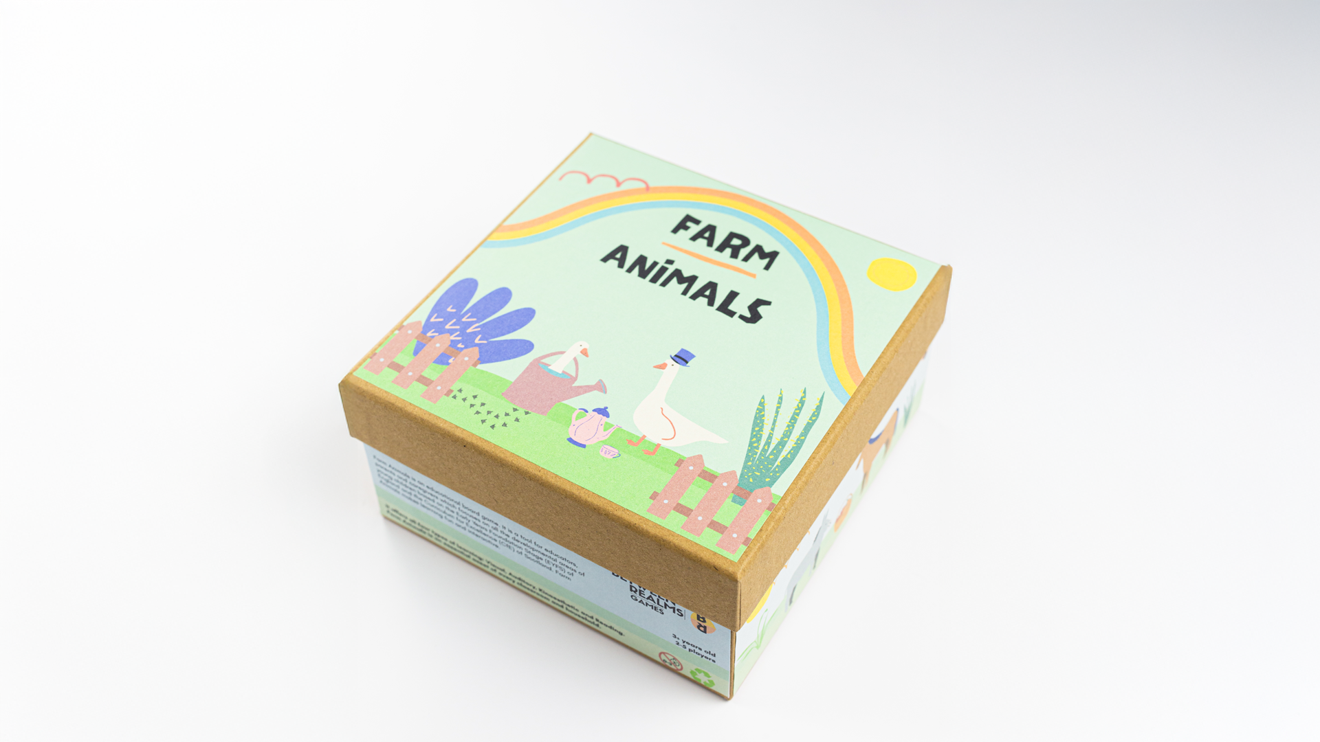 early-years-educational-board-game-farm-animals-overhead-shot-of-the-box-in-an-angle-image